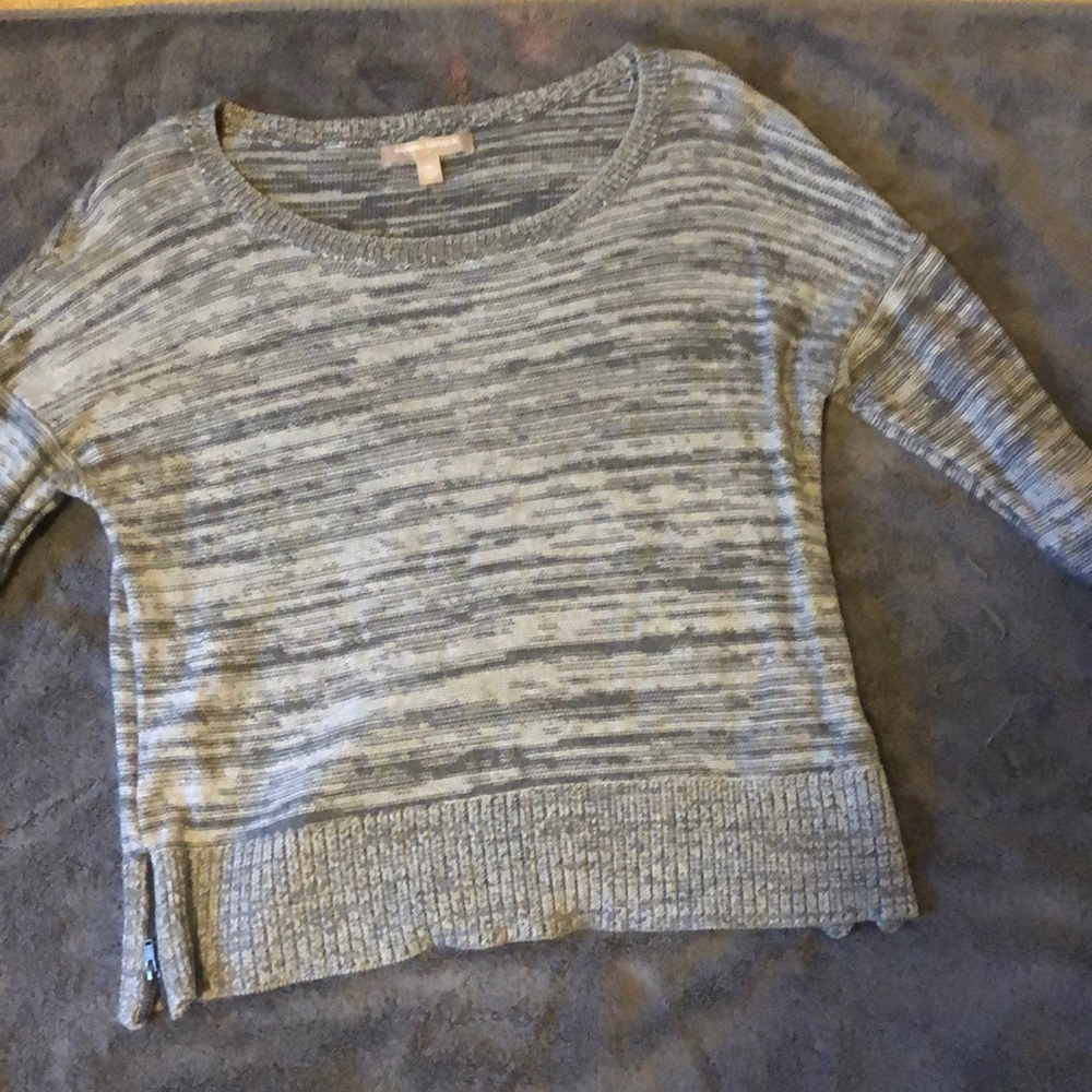 Long sleeve cropped sweater